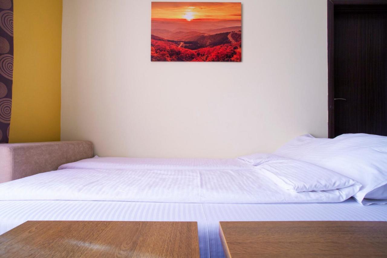 Appartement Hostgost At Kraljevi Cardaci à Kopaonik Extérieur photo