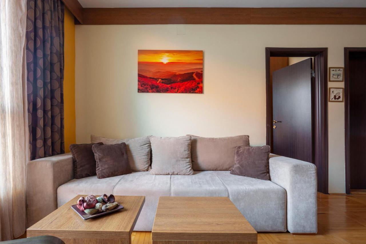 Appartement Hostgost At Kraljevi Cardaci à Kopaonik Extérieur photo